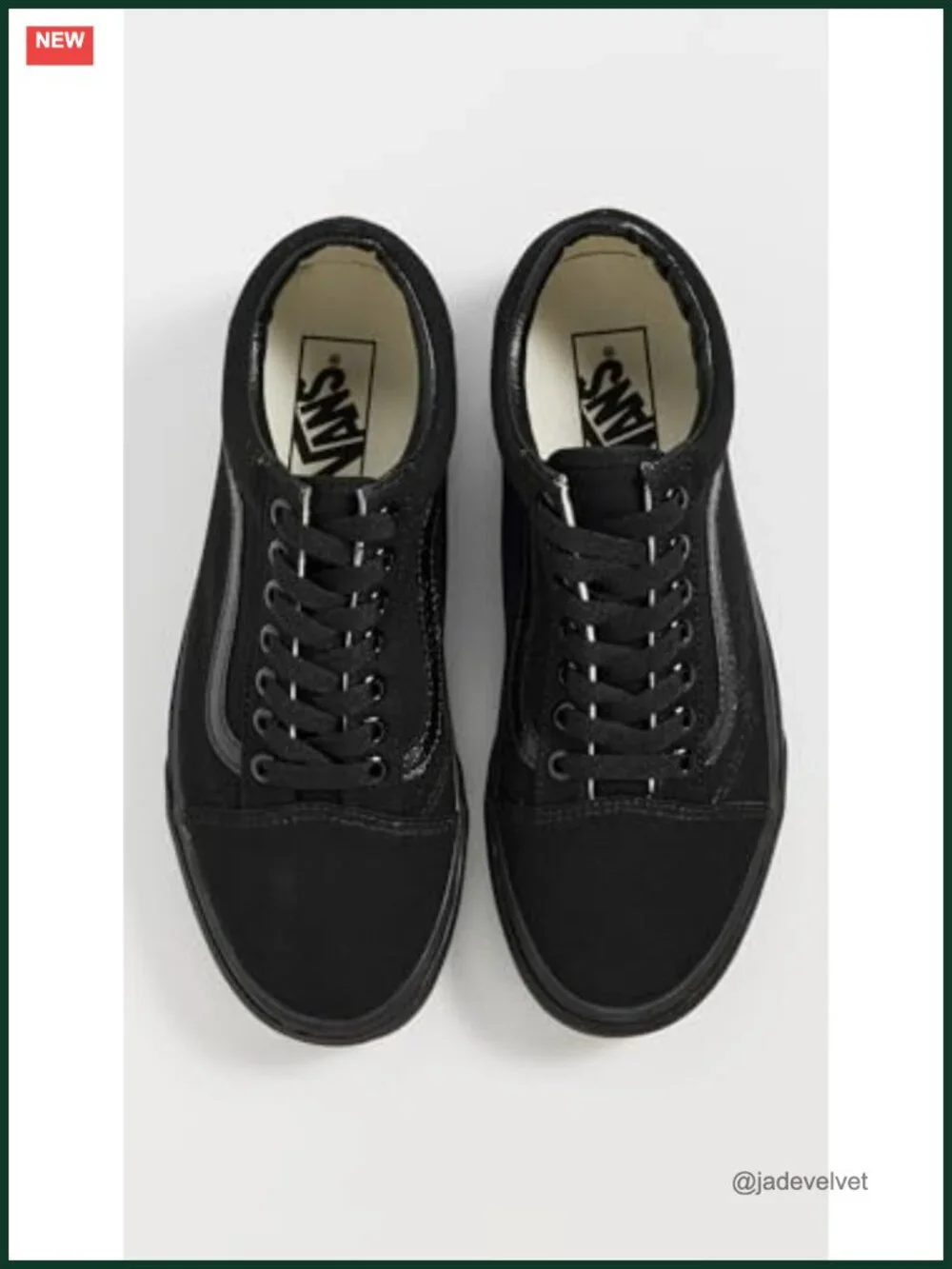 Canvas Fashion Sneakers with Padded Cuffs and Waffle Sole